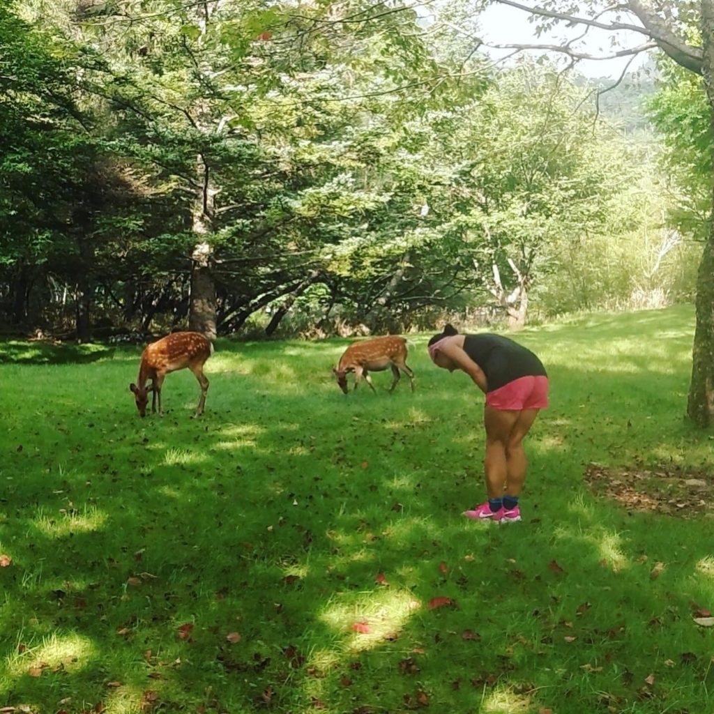 「コンニチハ」