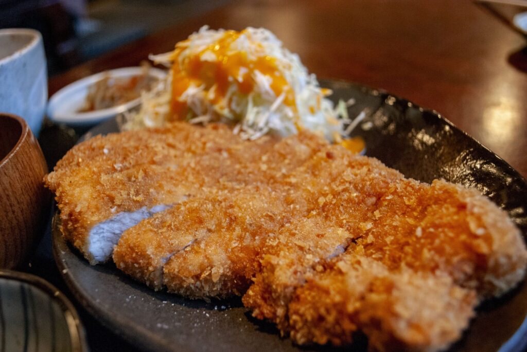 利尻島 凡天 カツ定食