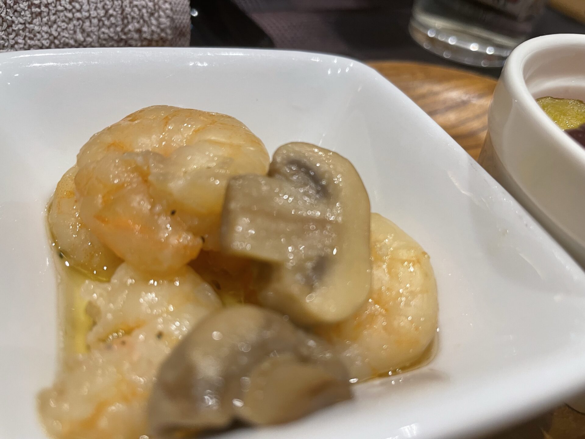 エビのアヒージョ