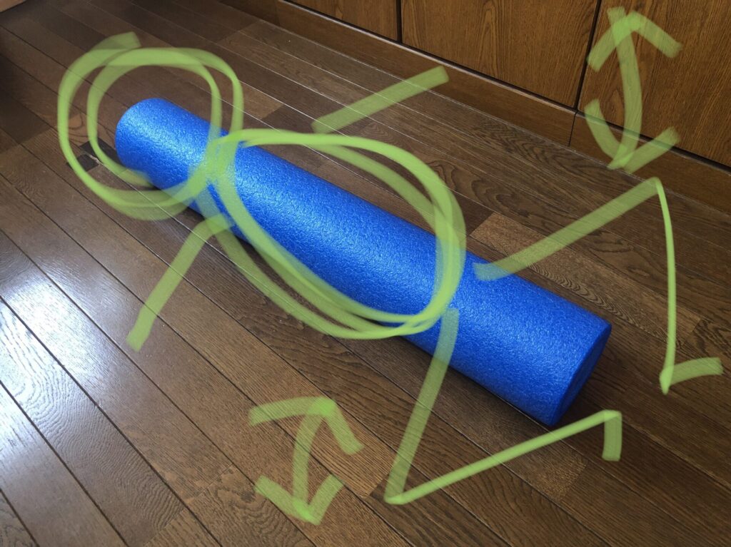 ヒザを上下に動かして仙骨まわりを伸ばす!!