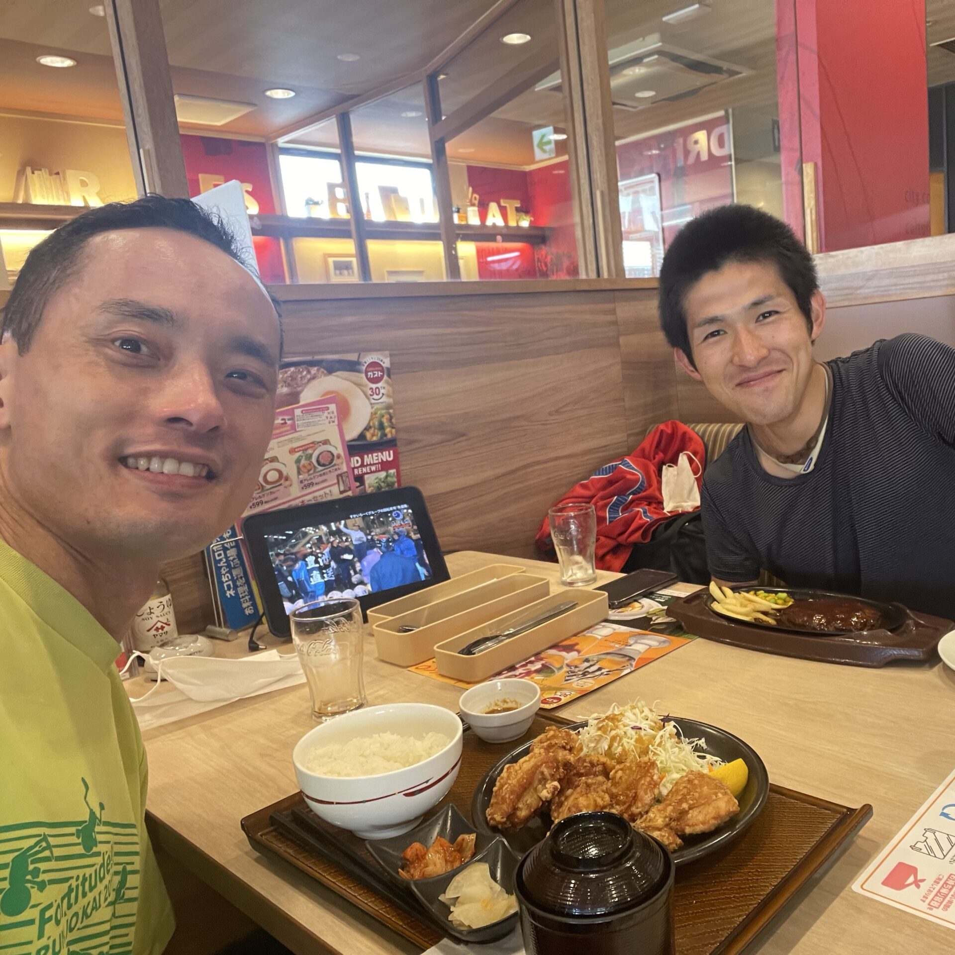 一緒に走ったこばやし君とお疲れ様会​